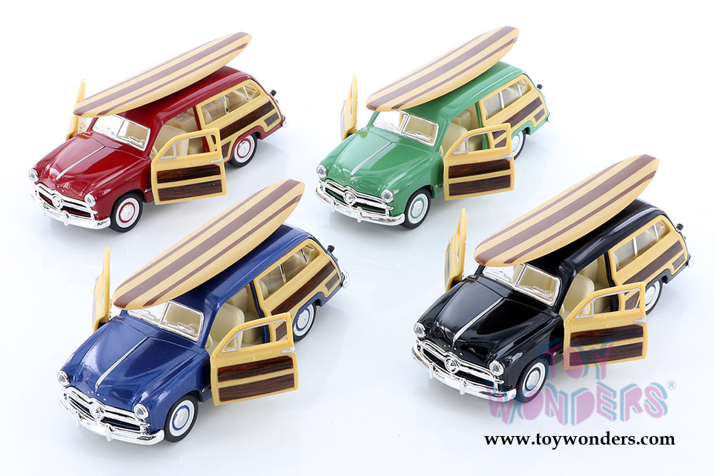 Woody Wagon W Surfboard