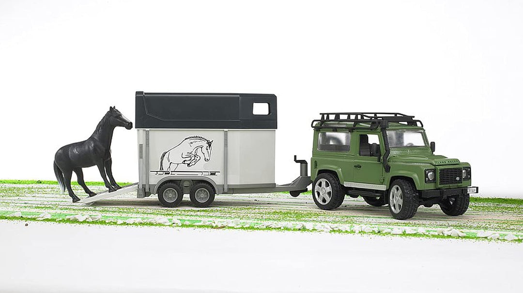 Land Rover Defender W Horse Trailer