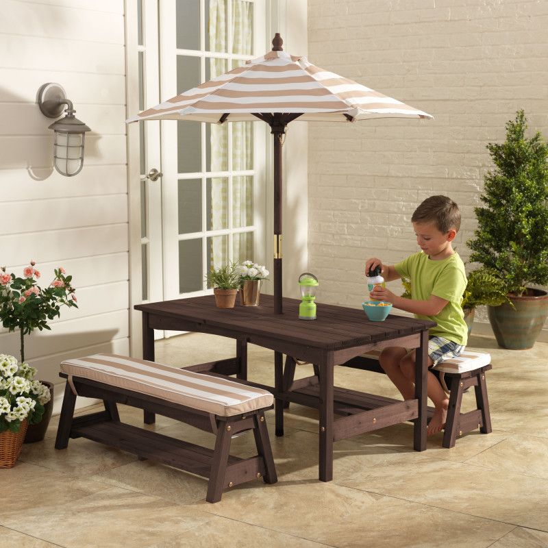 Picnic Table w/benches TAN/WHT +50