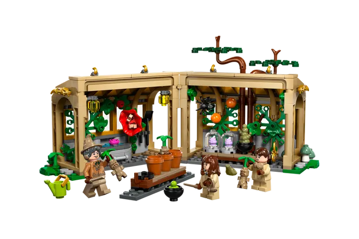 LEGO® Harry Potter Herbology Class