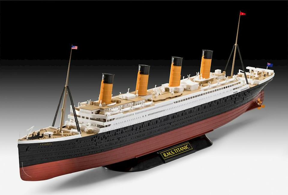 Revell Germany 1/600 RMS Titanic Easy Click Model Kit