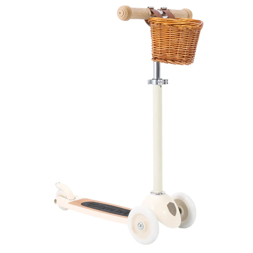 Cream 3 Wheel Banwood Scooter
