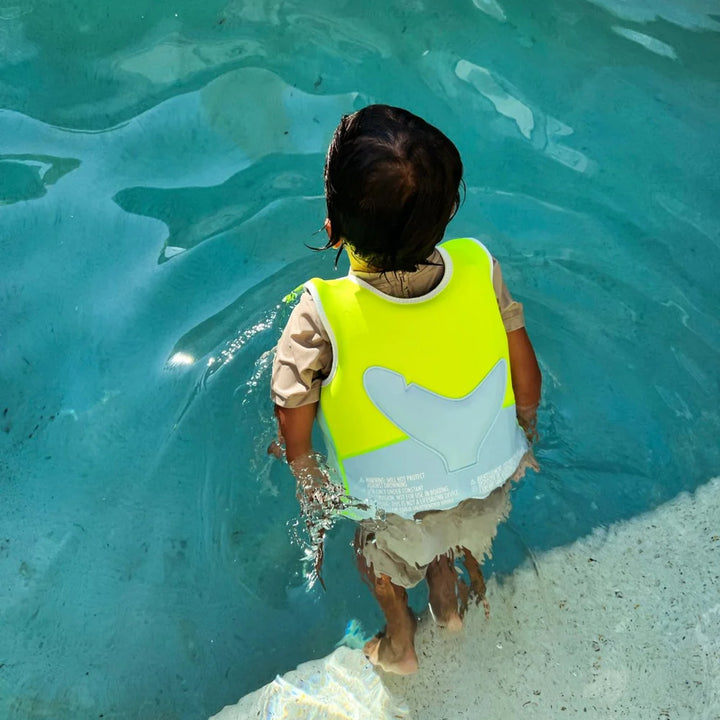 Swim Vest 3-6 Salty Shark