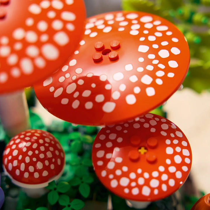 LEGO® Botanicals Woodland Mushrooms
