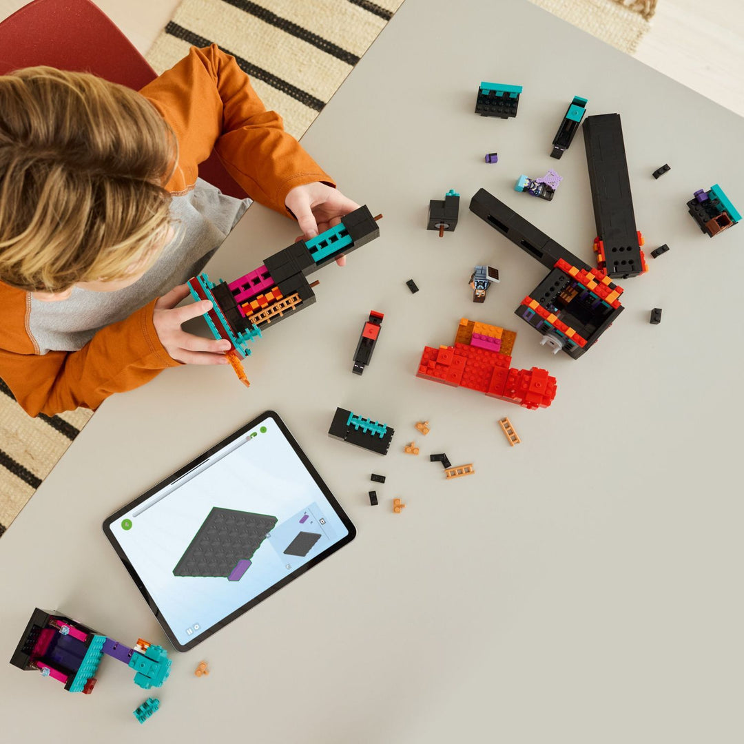 LEGO Minecraft: The Enderman Tower