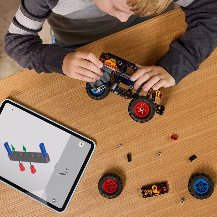 LEGO Technic: Monster Jam™ Grave Digger™ Fire and Ice
