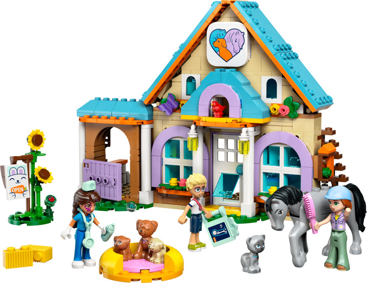 LEGO Friends: Horse and Pet Vet Clinic