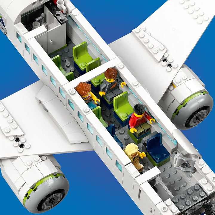 LEGO® City Big Vehicles: Passenger Airplane