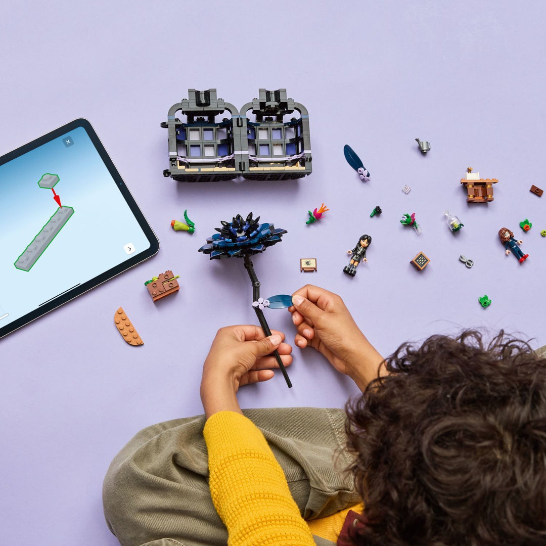 LEGO Wednesday: Black Dahlia Flower