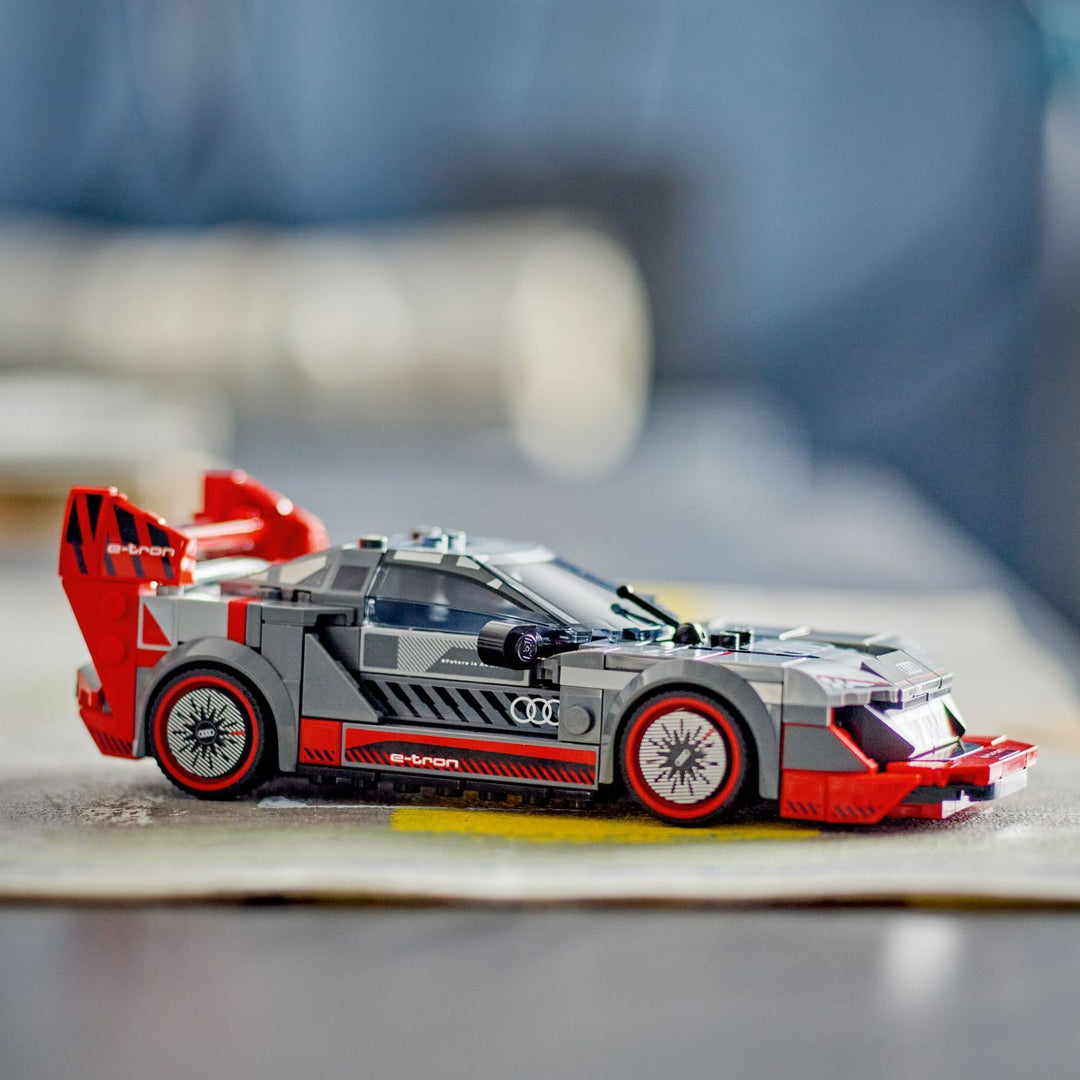 LEGO® Speed Champions: Audi S1 e-tron quattro Race Car