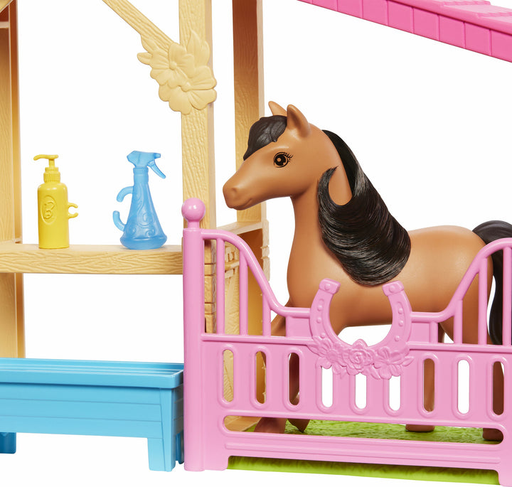 Barbie Mysteries The Great Horse Chase Pony and Accessories