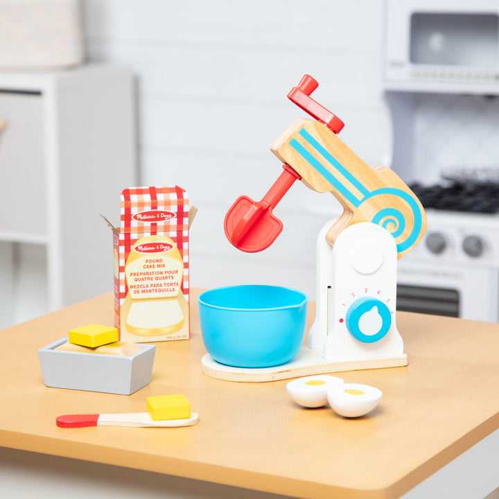 Make-a-Cake Wooden Mixer Set