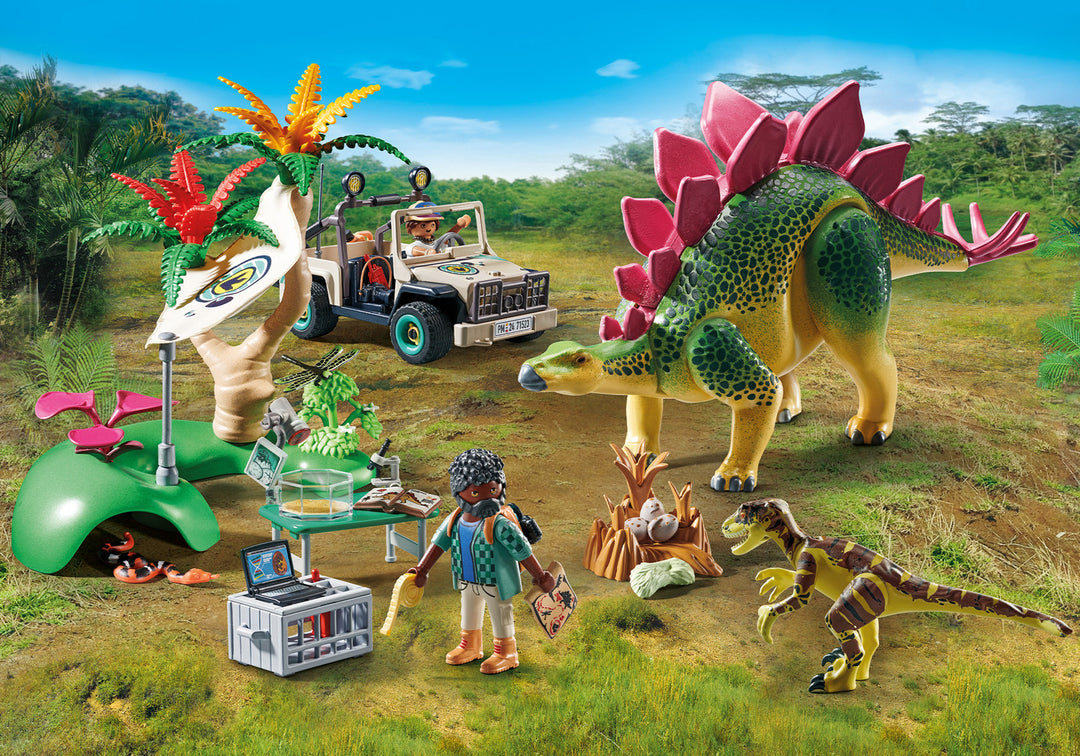 Playmobil Research Camp with Dinos