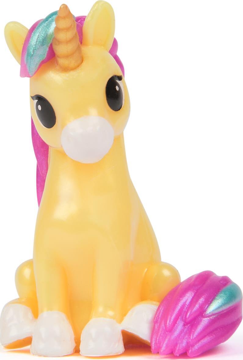 Unicorn Academy, Collectible Baby Unicorn Toy, Surprise Figure Blind Box (assorted)