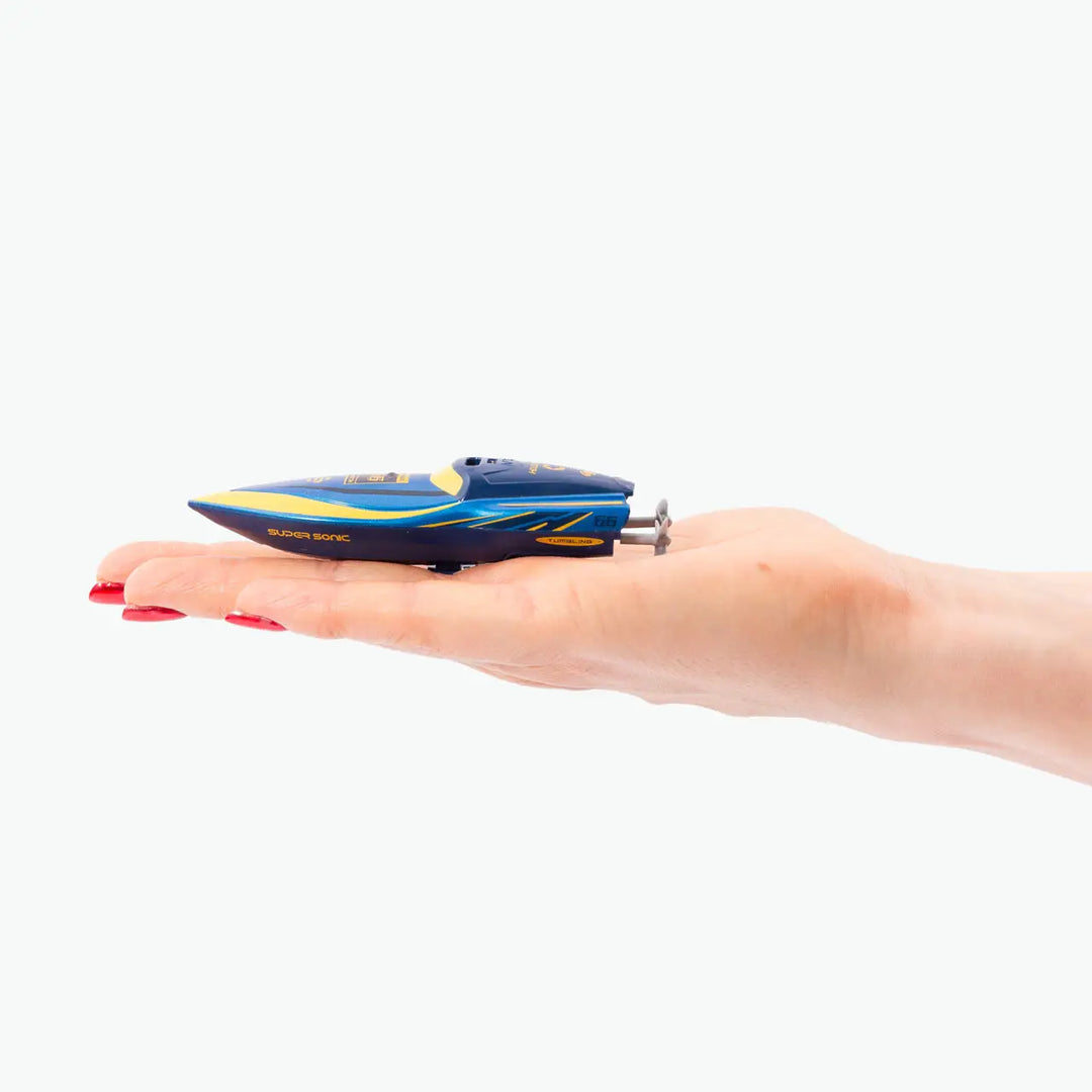 RC Stunt Boat