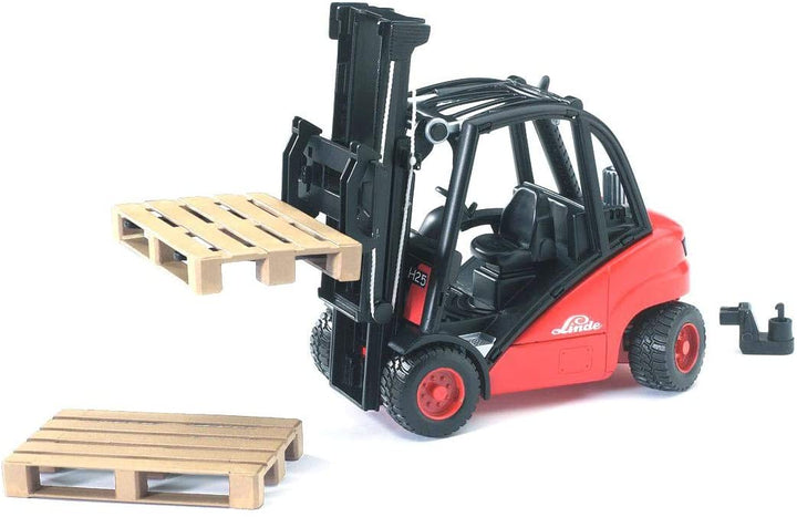 Fork Lift w Pallet