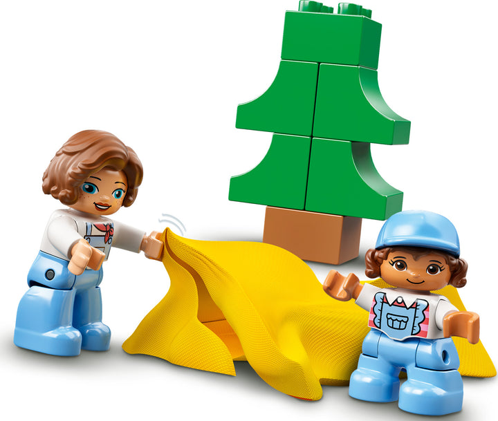 Duplo Family Camping Van Adventure